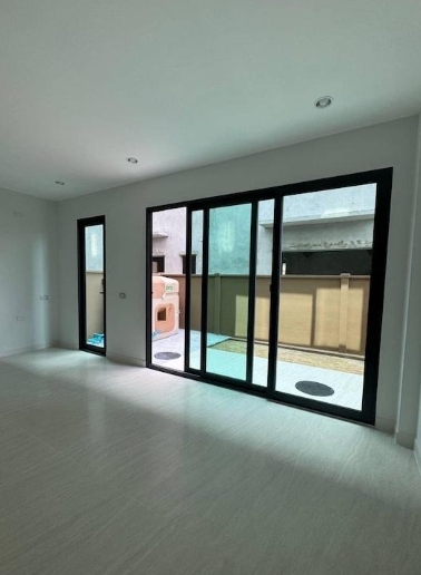 ให้เช่าบ้าน4 ชั้น บ้านกลางเมือง คลาสเซ่ สุขุมวิท 77 อ่อนนุช 21 ใกล้ โรงเรียนนานาชาติ Bangkok Prep