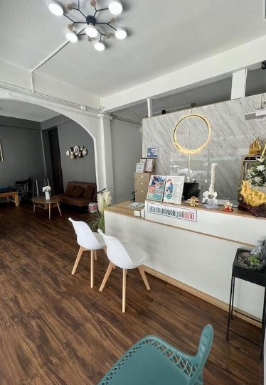  ให้เช่าอาคารพาณิชย์ 2 คูหา 3 ชั้น ซอยวิภาวดี 33 ย่านดอนเมือง ตรงข้ามฐานทัพอากาศ 