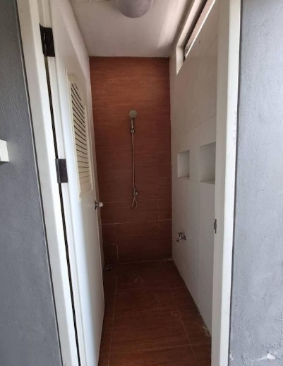  ให้เช่าอาคารพาณิชย์ 2 คูหา 3 ชั้น ซอยวิภาวดี 33 ย่านดอนเมือง ตรงข้ามฐานทัพอากาศ 