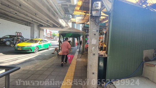 ให้เช่าตึก4ชั้น2คูหา35ตรว. เพื่อประกอบธุรกิจติดสถานีรถไฟฟ้ามีนบุรี ตลาดมีน ถนนรามอินทรา มีนบุรี กรุงเทพมหานคร