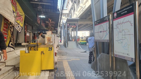 ให้เช่าตึก4ชั้น2คูหา35ตรว. เพื่อประกอบธุรกิจติดสถานีรถไฟฟ้ามีนบุรี ตลาดมีน ถนนรามอินทรา มีนบุรี กรุงเทพมหานคร