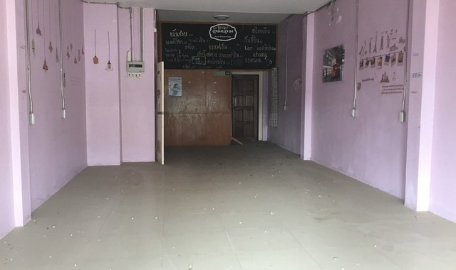 ขายอาคารพาณิชย์ใกล้ โรงพยาบาลปราณบุรี อำเภอปราณบุรี จังหวัดประจวบคีรีขันธ์ PKK04-05964