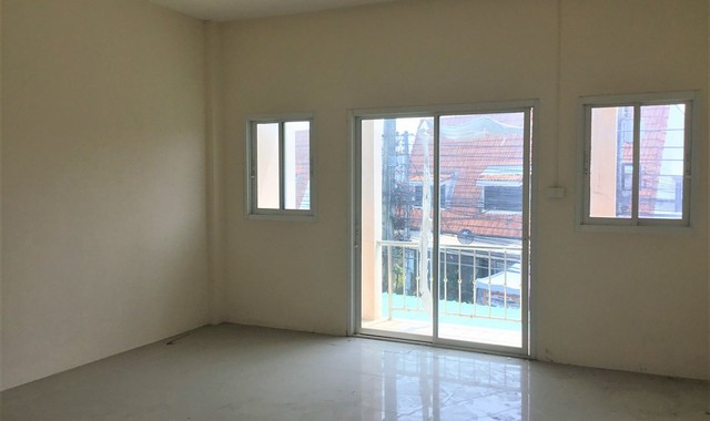 ขายอาคารพาณิชย์ใกล้ โรงพยาบาลปราณบุรี อำเภอปราณบุรี จังหวัดประจวบคีรีขันธ์ PKK04-05964