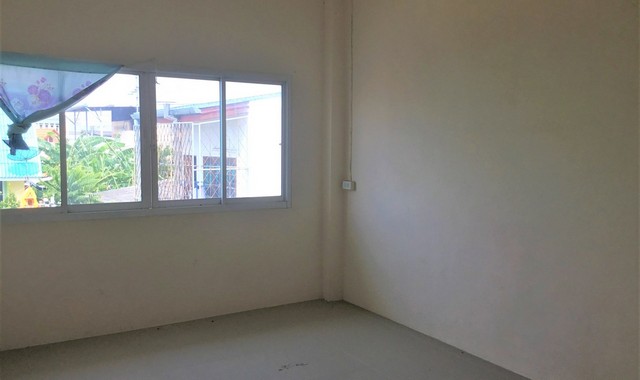 ขายอาคารพาณิชย์ใกล้ โรงพยาบาลปราณบุรี อำเภอปราณบุรี จังหวัดประจวบคีรีขันธ์ PKK04-05964