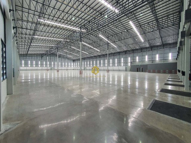 โรงงาน Free Zone ให้เช่าขนาด 8250 ตรม. ใกล้ท่าเรือแหลมฉบัง ชลบุรี