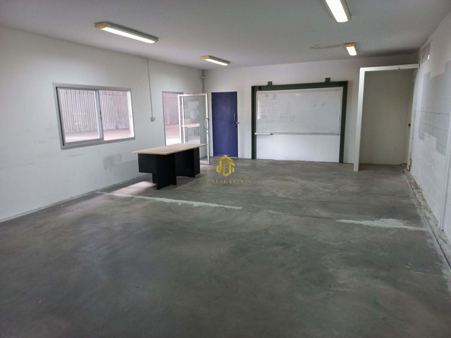 โรงงานให้เช่าขนาด 966 ตรม. ใกล้ถนนสุขุมวิท อ.พระประแดง สมุทรปราการ