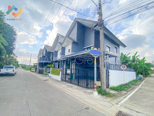 บ้าน ไอราวัณ เพลส 3390000 THB 3 Bedroom 2 BATHROOM ขนาด = 31 SQ.WA 0 Ngan 0 ไร่ ใกล้ เวิร์คพอยท์ ถูกสุด ปทุมธานี   