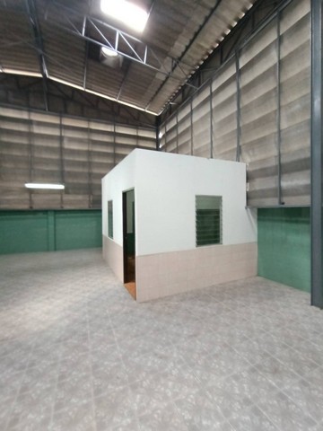 ให้เช่าโกดังพร้อมออฟฟิศ ซอยลาดพร้าววังหิน 47 เขตลาดพร้าว ใกล้ MRT โชคชัย4