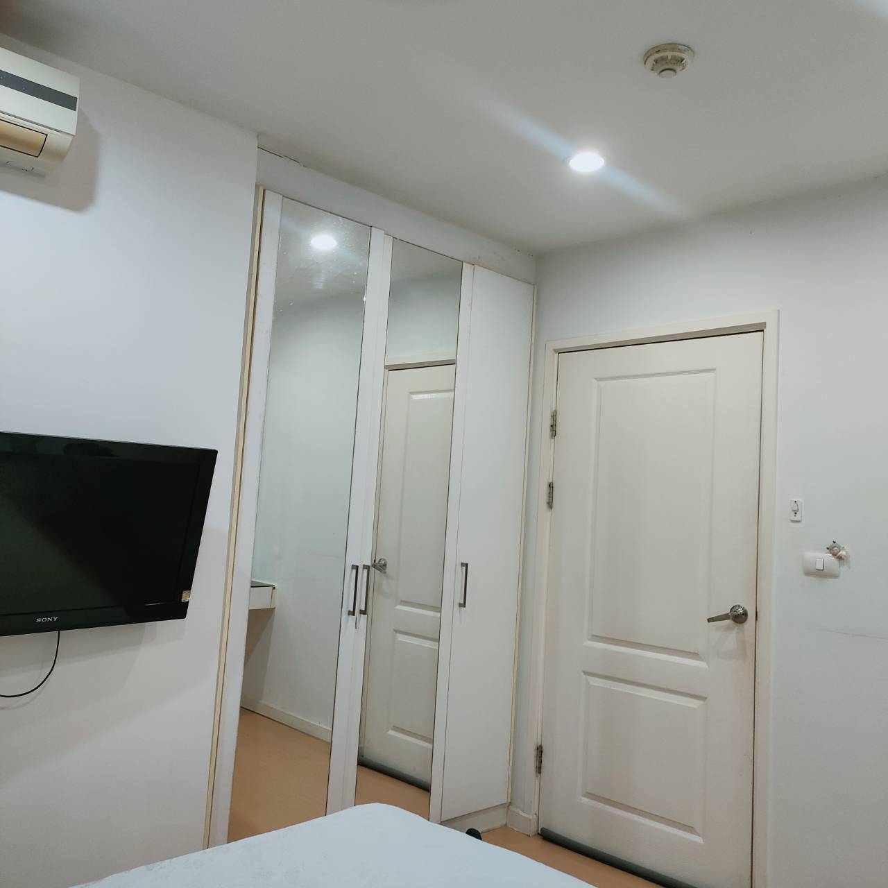 i cONDO สุขาภิบาล 2 เสรีไทย