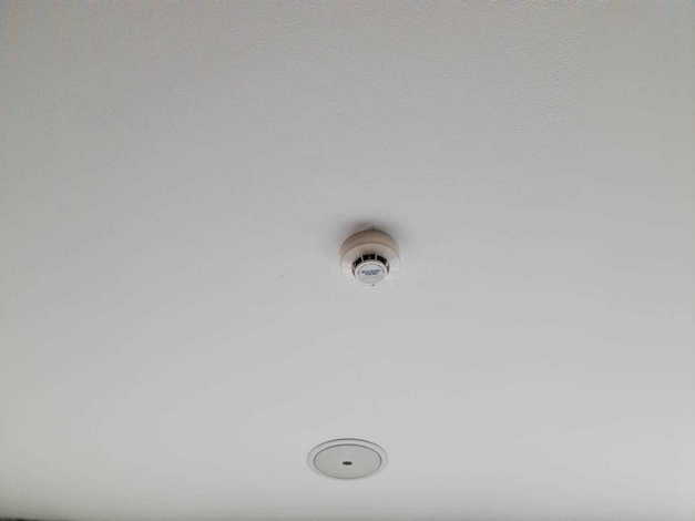 ขายคอนโด H2 Glass เอช ทู กลาส ซอยรามอินทรา 21 MRTสีชมพู สถานีลาดปลาเค้า แค่ปากซอย เจ้าของไม่เคยย้ายมาอยู่ ไม่ต้องรีโนเวท ขายถูก ตกแต่งครบ