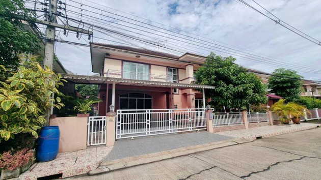 ขายบ้านหลังใหญ่ 2ชั้น โครงการหมู่บ้านเมธารมย์ รังสิตคลองสี่บ้านหันหน้าทิศตะวันออก พร้อมอยู่