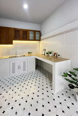 ขายทาวน์เฮ้าส์ 2ชั้น บ้านสวน72 หลังมุม รีโนเวทใหม่ ทำเลดี เข้า-ออกได้ 2 ทางถนนประชาอุทิศ และ ถนนกาญจนาภิเษก 