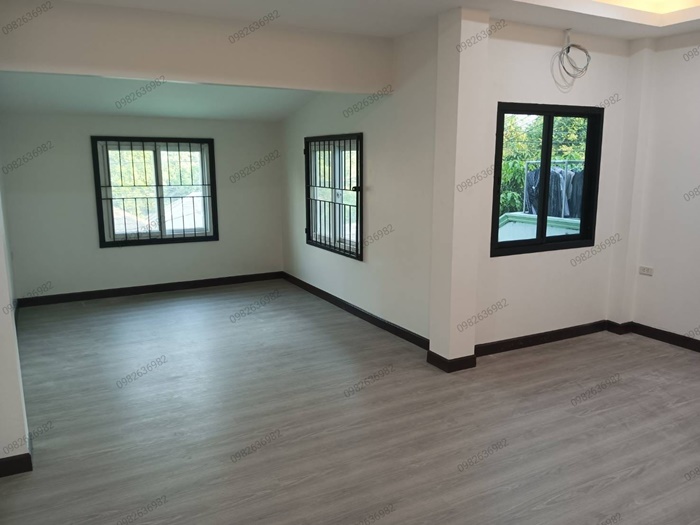 ขายด่วน ทาวน์โฮม 3 ชั้น 32 ตร.วา โซนถนนราชพฤกษ์ รีโนเวทใหม่ทั้งหลัง วัสดุอย่างดีพร้อมอยู่ ทำเลคุณภาพใกล้รถไฟฟ้า