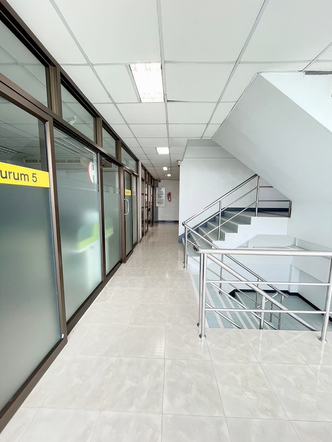 พื้นที่แบ่งให้เช่า อาคารพาณิชย์ 2 คูหา 5 ชั้น 