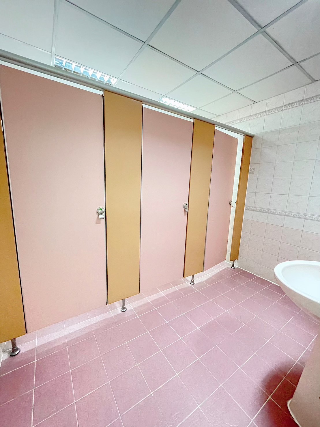 พื้นที่แบ่งให้เช่า อาคารพาณิชย์ 2 คูหา 5 ชั้น 