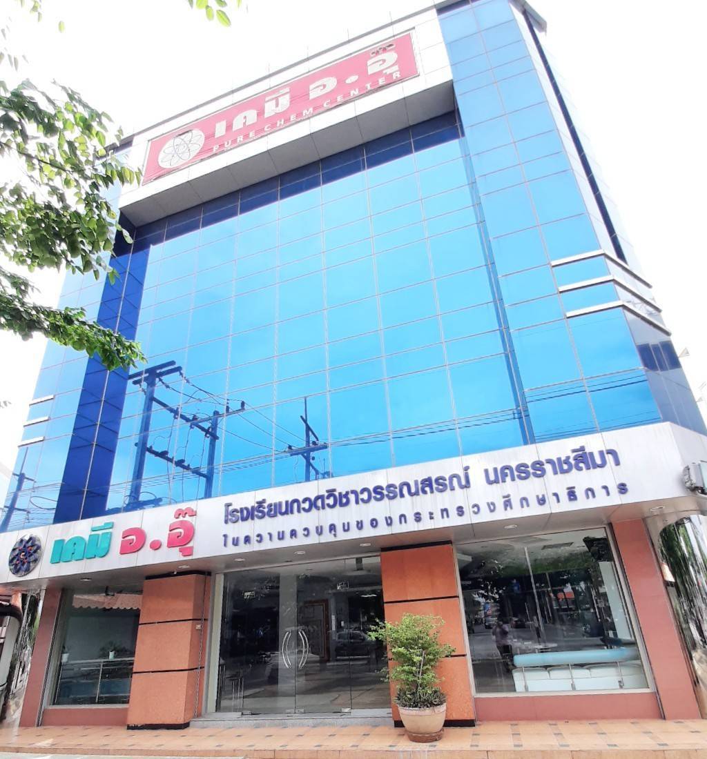 มีพื้นที่แบ่งให้เช่า อาคารพาณิชย์ 6 ชั้น