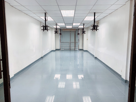 พื้นที่แบ่งให้เช่าอาคารพาณิชย์ 4 ชั้น เคมีอาจารย์อุ๊ สาขาขอนแก่น ติดธนาคารกรุงเทพ สาขาหน้าเมือง