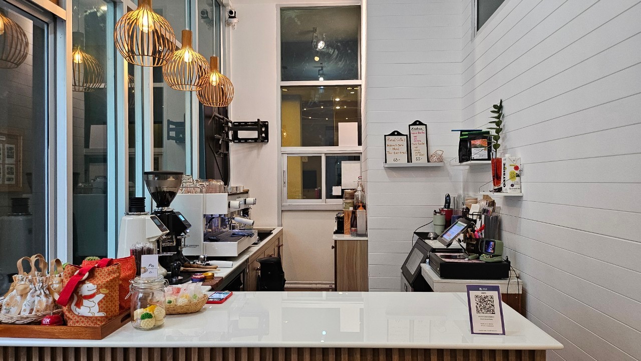 เซ้ง‼️ ร้านคาเฟ่+ร้านซักอบอัตโนมัติ 24 hrs ท่าพระ ตลาดพลู