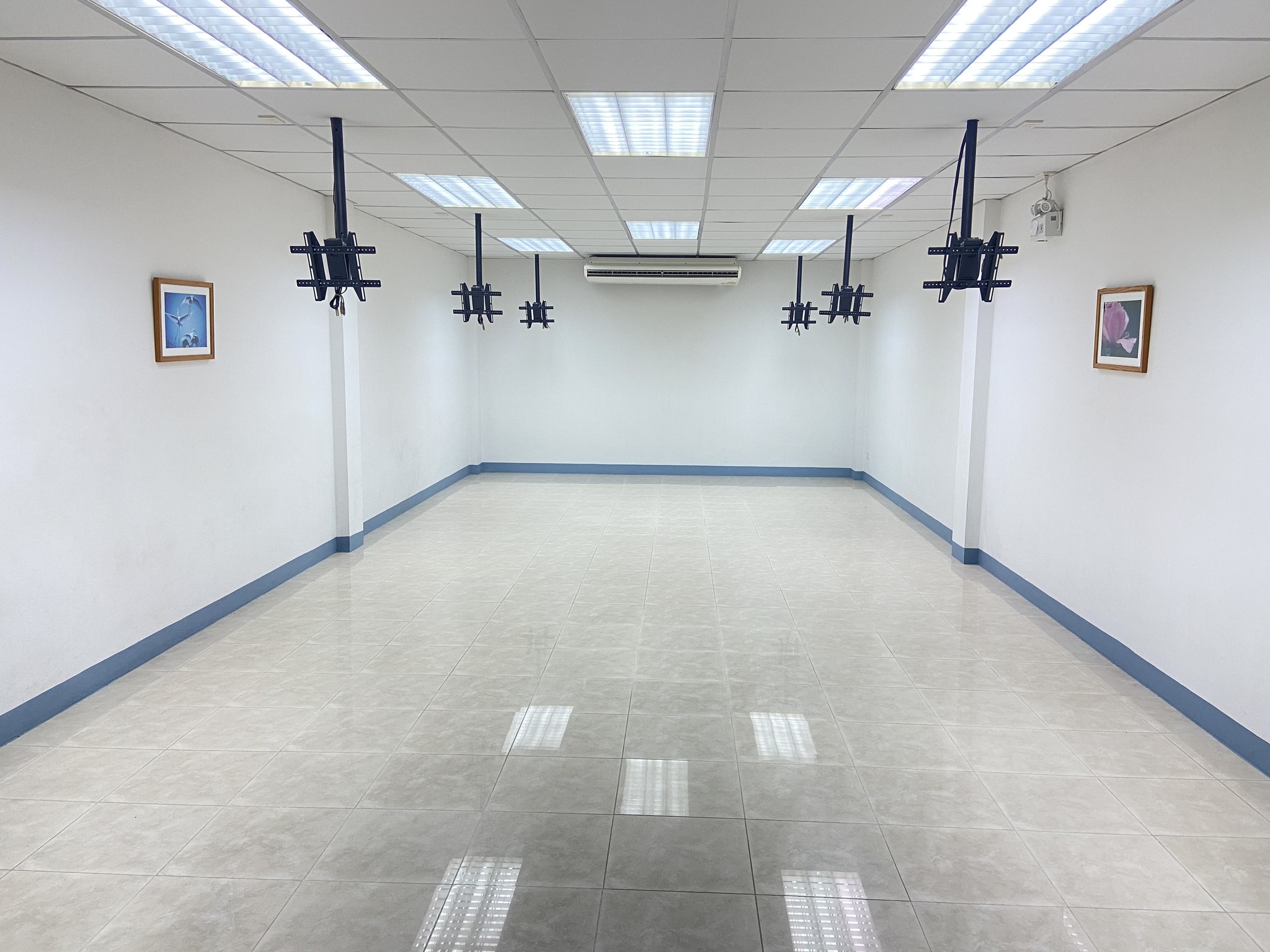 แบ่งให้เช่า 