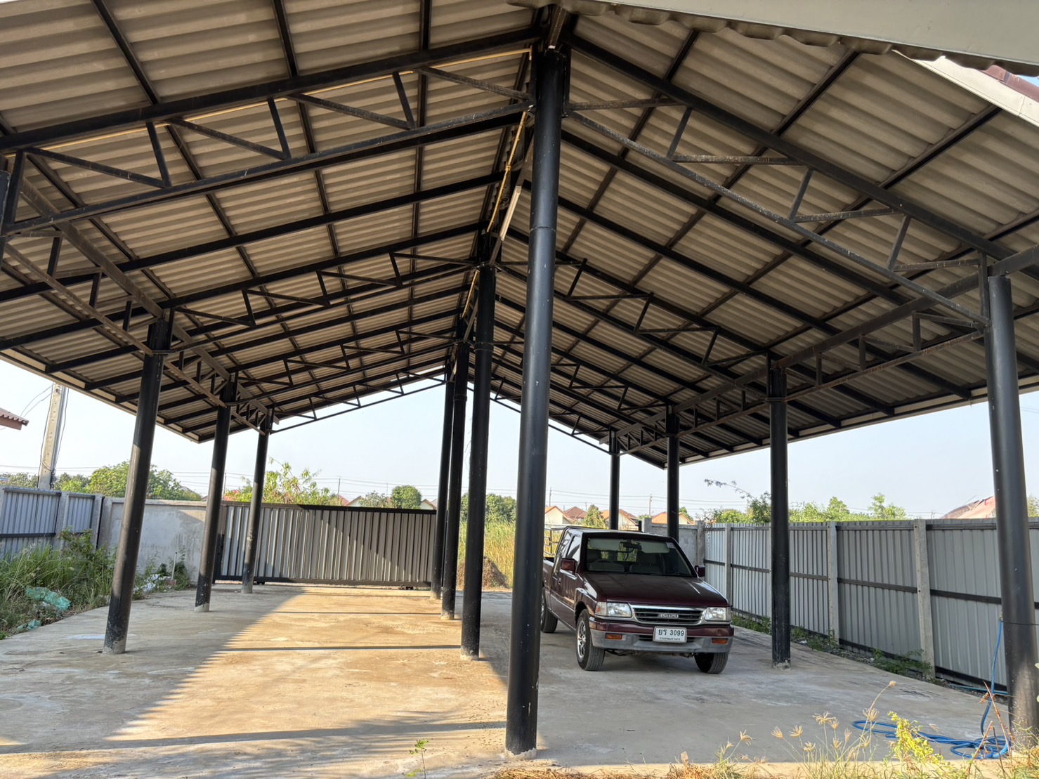 โรงงาน โกดัง อ็อฟฟิศ บ้านพักอาศัยให้เช่า ย่านนิมิตรใหม่-ไมตรีจิต เขตคลองสามวา กทม พื้นที่สามารถทำกิจการที่อาจมีกลิ่นมีเสียง พื้นที่95ตารางวา ราคา16,000บาทต่อเดือน สนใจสอบถามโทร 0825929045 หรือ0647971909