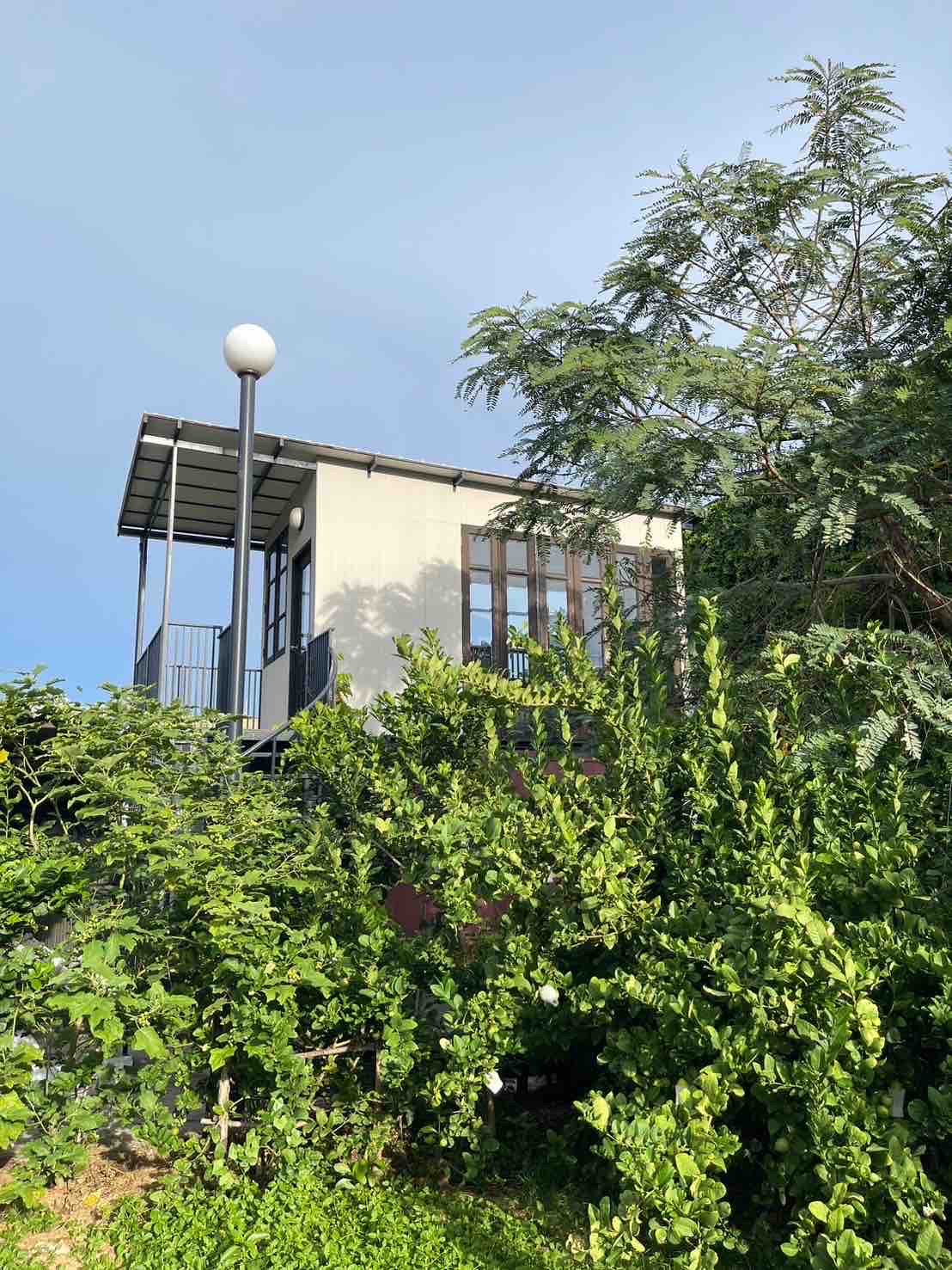 ขายที่ดิน 381 ตรว ถนนเย็นอากาศ