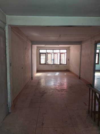 ขายอาคารพาณิชย์ 2 คูหาตีทะลุกัน พร้อมรีโนเวท เดินทางสะดวกในตัวเมืองทำเลทอง ใกล้ BTS สถานีสุรศักดิ์ 