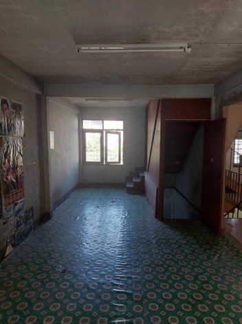 ขายอาคารพาณิชย์ 2 คูหาตีทะลุกัน พร้อมรีโนเวท เดินทางสะดวกในตัวเมืองทำเลทอง ใกล้ BTS สถานีสุรศักดิ์ 