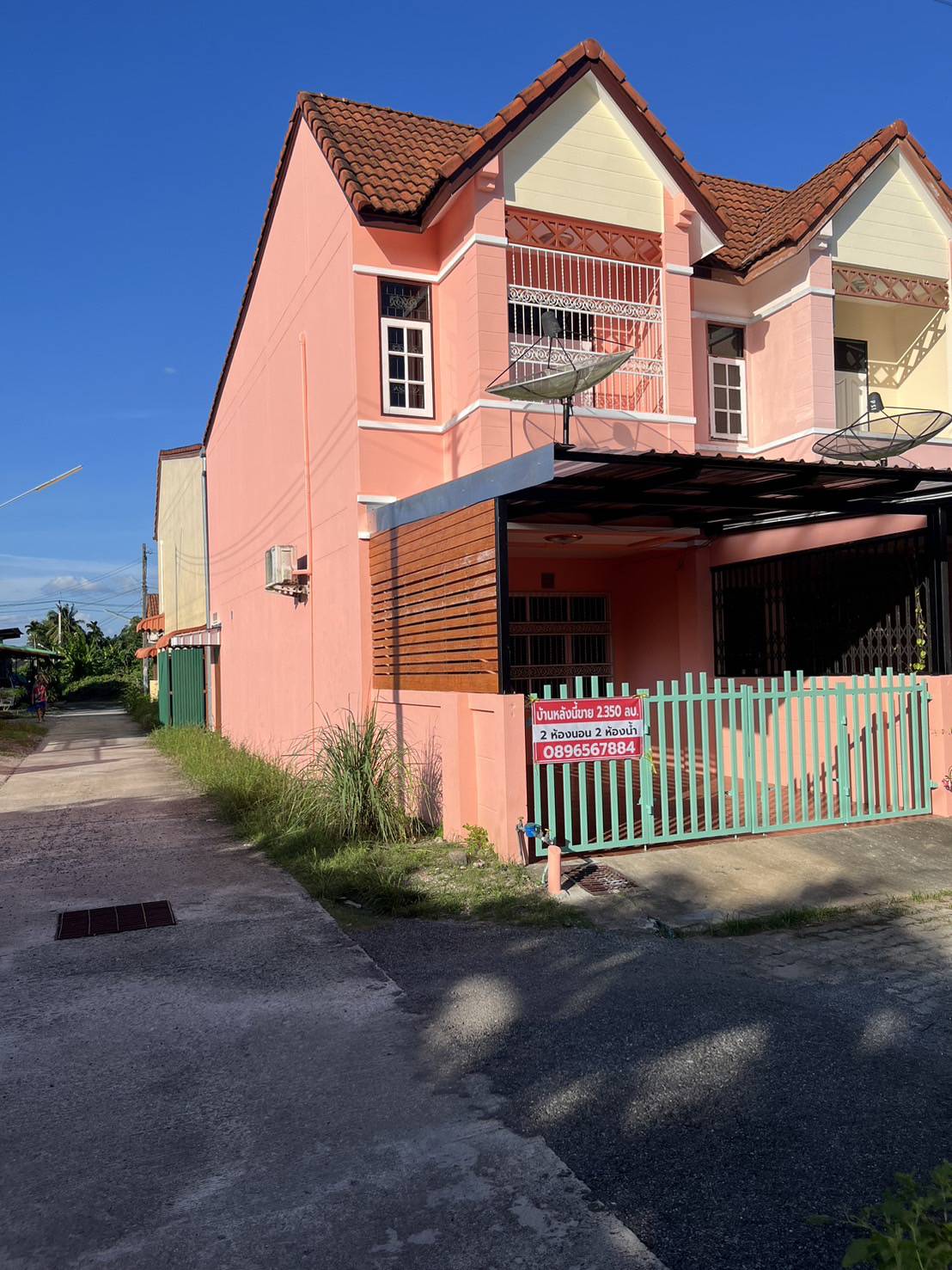 ขายด่วนทาวน์เฮ้าส์2ชั้นใจกลางเมืองสตูล ปรับปรุงใหม่ทั้งหลัง จ.สตูล