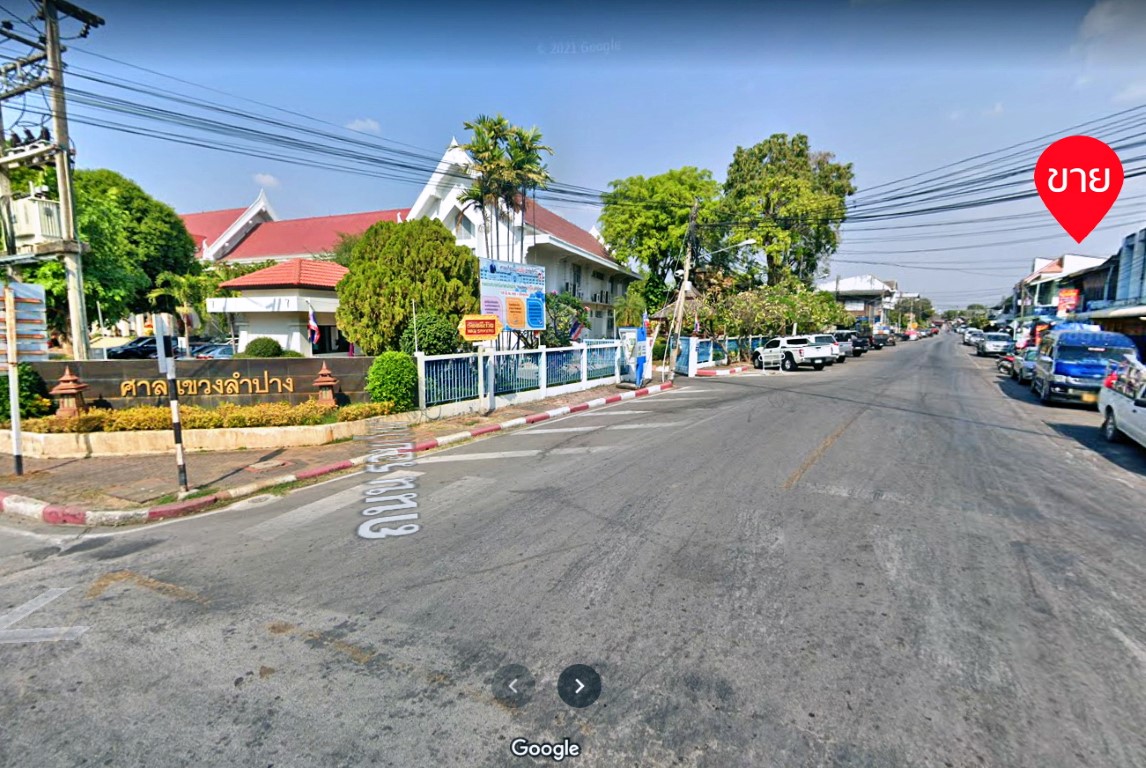 ขายอาคารพาณิชย์ 3 ชั้น (เป็นห้องมุม) 93/4 ถ.รอบเวียง อ.เมือง จ.ลำปาง เป็นห้องมุม