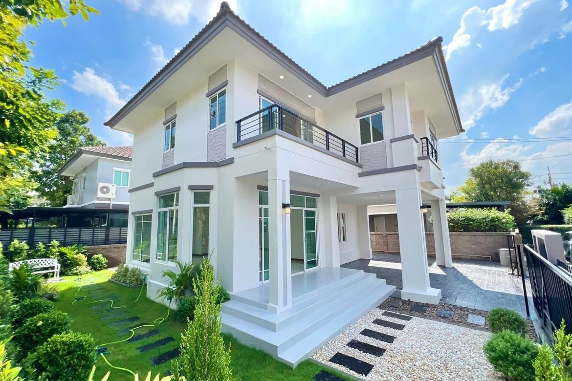 ขายด่วนบ้านสวย เดอะแพลนท์ พระราม 9 วงแหวน 2 (โครงการของพฤษภาเรียลเอสเตร็จ)