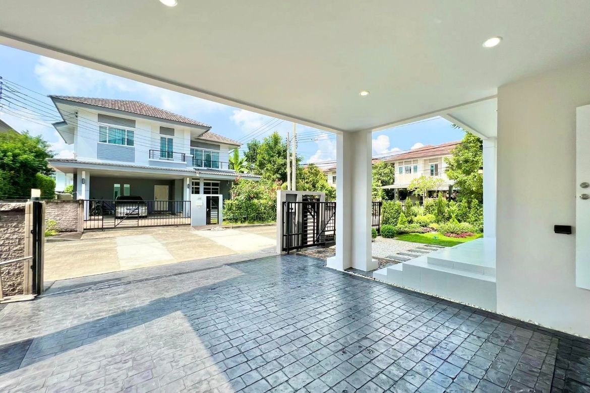 ขายด่วนบ้านสวย เดอะแพลนท์ พระราม 9 วงแหวน 2 (โครงการของพฤษภาเรียลเอสเตร็จ)