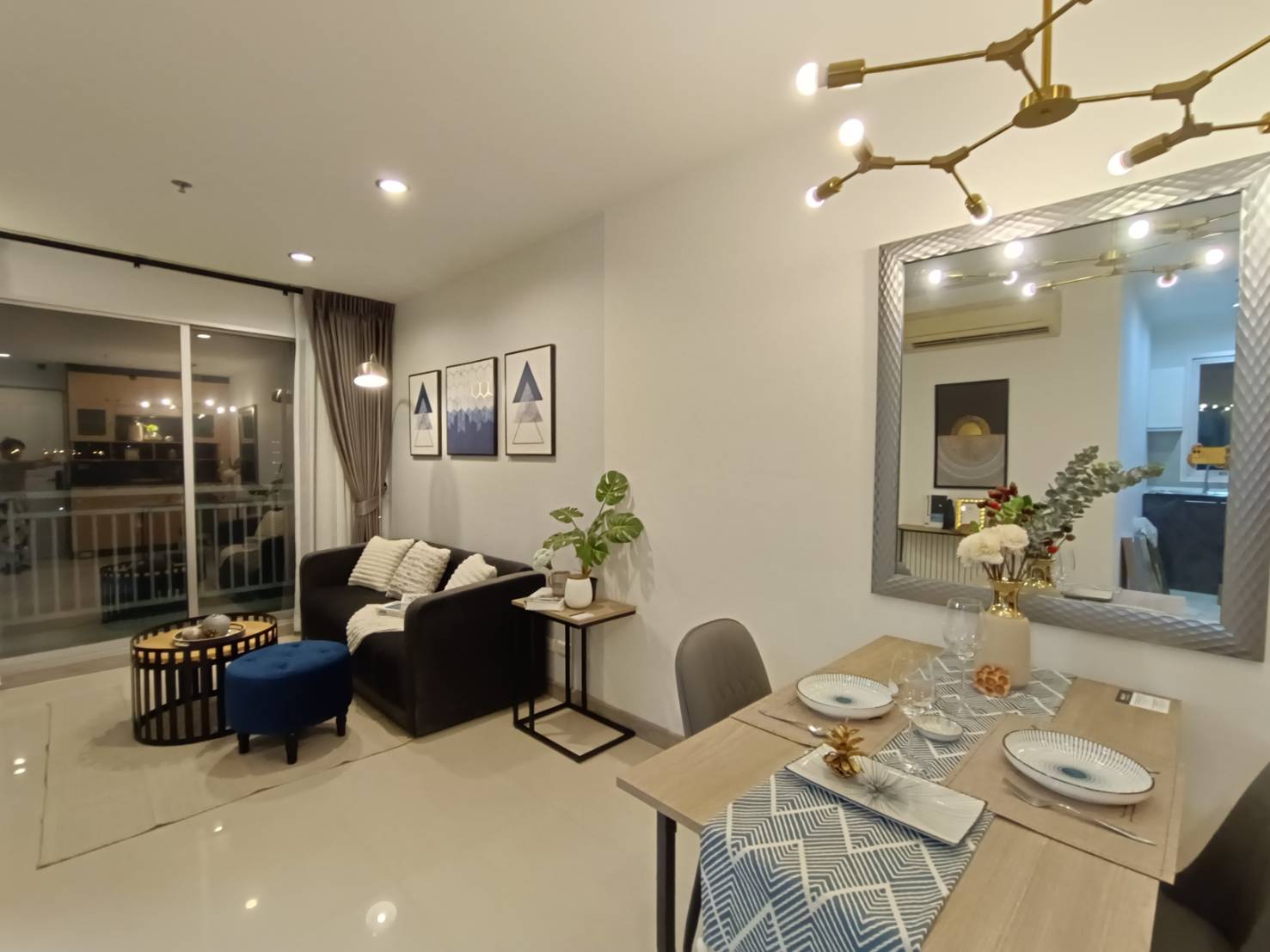 ขายคอนโด Sukhumvit Plus condominium (By Sansiri) for sell ห้อง Renovate สวยหรู ทำเลดี หัวมุมพระราม 4 -สุขุมวิท