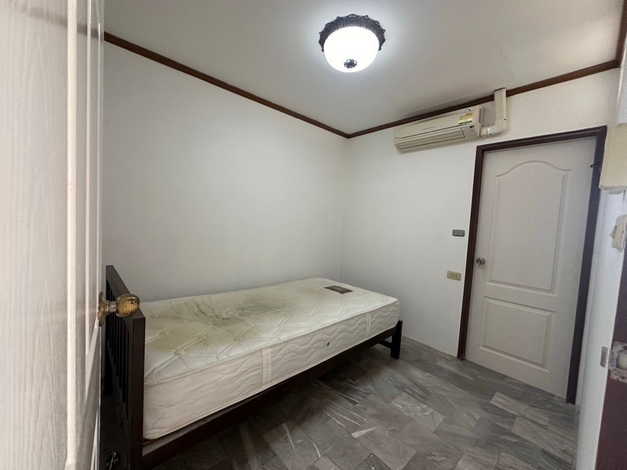 ขายคอนโดพิศวิทย์ ทาวเวอร์ ชั้น10 ห้องมุม วิวสวย พร้อมอยู่ ซ.พหลโยธิน 24 จตุจักร กรุงเทพฯ