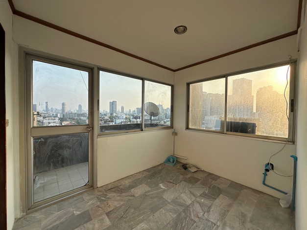 ขายคอนโดพิศวิทย์ ทาวเวอร์ ชั้น10 ห้องมุม วิวสวย พร้อมอยู่ ซ.พหลโยธิน 24 จตุจักร กรุงเทพฯ