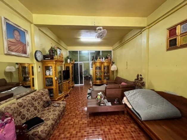 ขายอาคารพาณิชย์ 3 ชั้น 1 คูหา อ.เมือง จ.นครศรีธรรมราช 