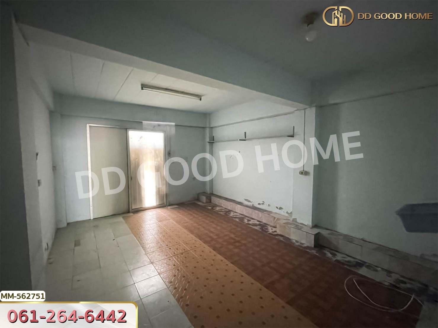 อาคารพาณิชย์ หมู่บ้านเจริญสุขโครงการ 3 ราชบุรี เหมาะทำรีโนเวทเป็นหอพัก