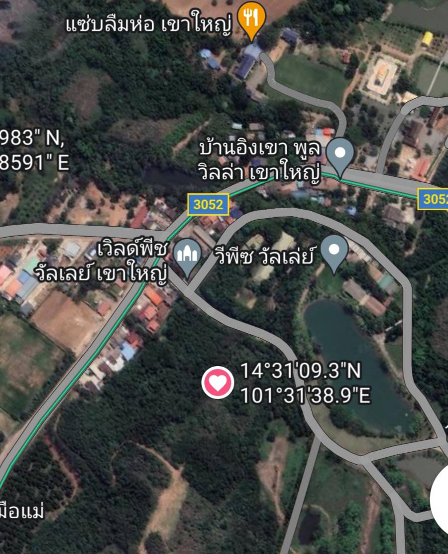 ขายที่ดินแปลงสวย ทำเลดี วิวดีติดเขาใหญ่ (ข้างหลังเป็นภูเขา)ข้างหน้าติดกับถนนใหญ่ เหมาะทำธุรกิจ 