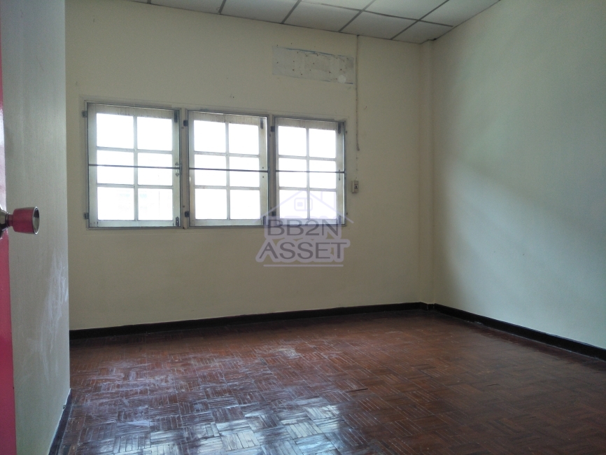 ทาวน์เฮาส์ หมู่บ้าน ดวงทอง Duangthong Village