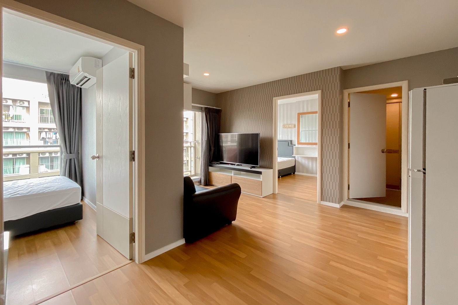 ขายคอนโดลุมพินี เพลส บางนา กม.3 หลัง Central บางนา เฟอร์ครบพร้อมเข้าอยู่