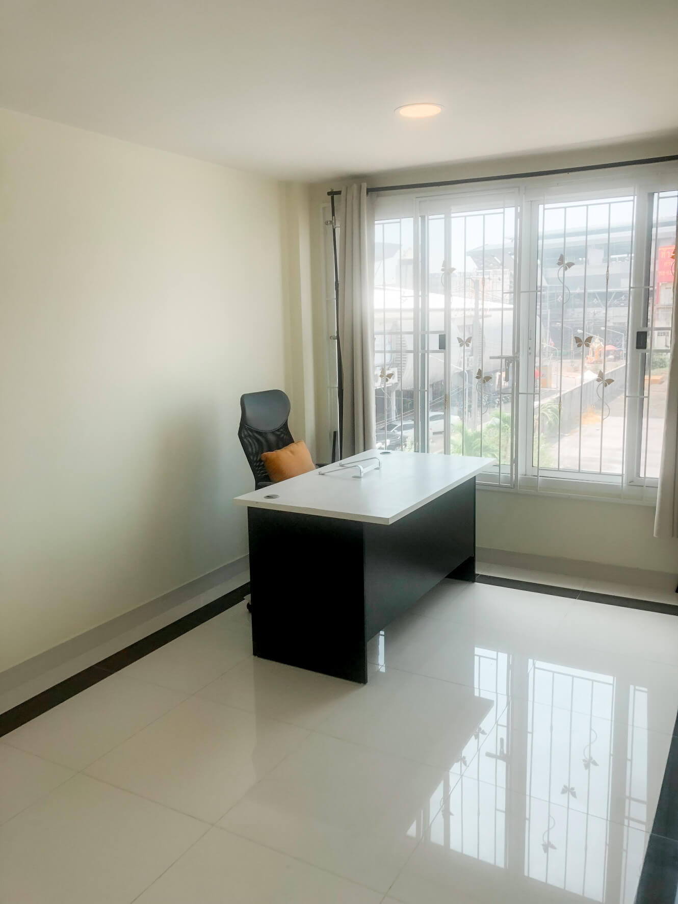 ให้เช่าทาวน์เฮาส์ home office ติดจตุจักร2 รถไฟฟ้าตลาดมีนบุรี สายสีชมพู สถานศึกษา โรงพยาบาล 