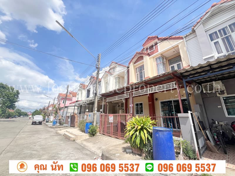ทาวน์เฮาส์ หมู่บ้าน วรารักษ์ รังสิต-คลอง3