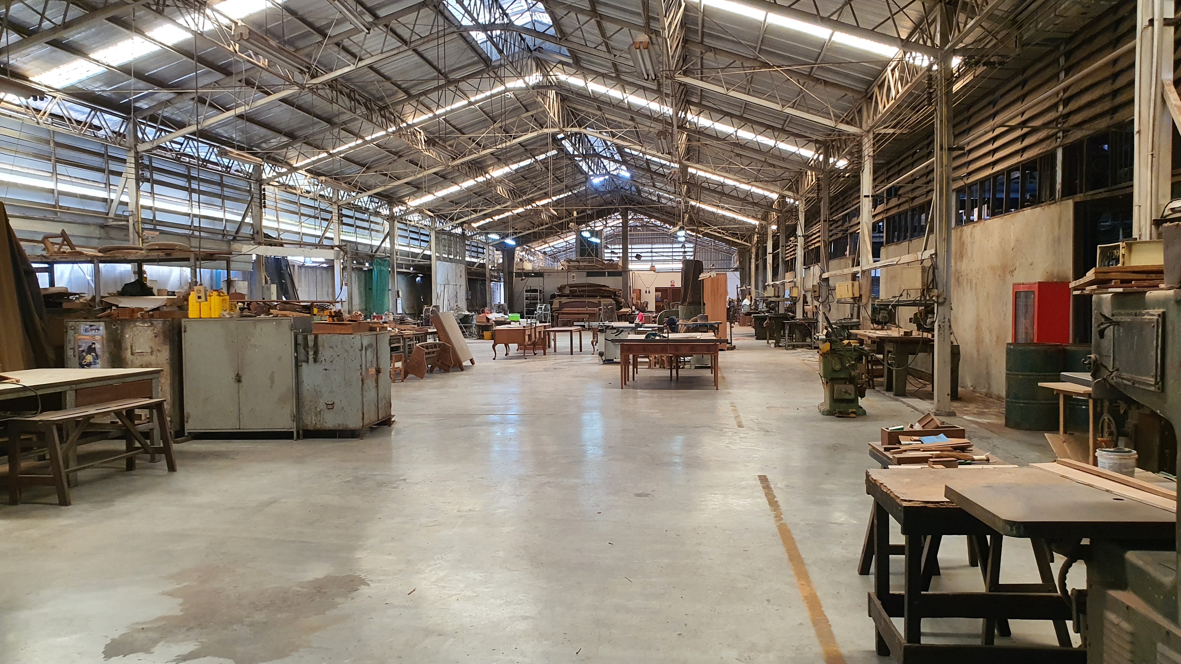 ที่ดินแบ่งขายพร้อมโรงงาน ติดถนนซอยวัดมหาวงษ์ พื้นที่สีม่วง ใกล้ตัวเมือง ทำโรงงานได้ หน้ากว้าง 96 เมตร ใกล้ถนนสุขุมวิท และ BTS สำโรง