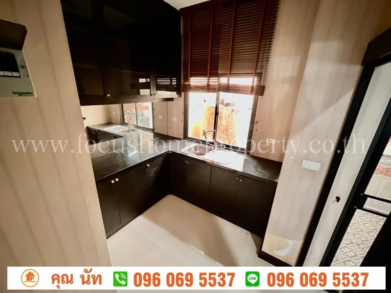 ขาย ทาวน์เฮาส์ 3 ชั้น โครงการลิฟวิ่ง เรสซิเดนซ์ รังสิต-ราชพฤกษ์
