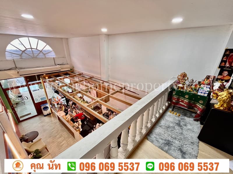 ขาย ตึกแถว 4 ชั้นครึ่ง ห้องมุม ติดBTS สถานีพหลโยธิน 59