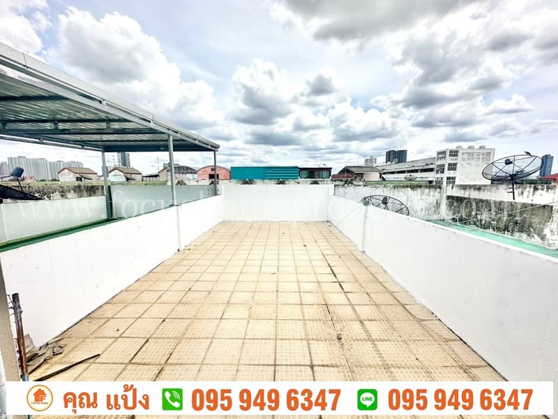 ขาย ตึกแถว 4 ชั้นครึ่ง หน้าโรงเรียนอนุราชประสิทธิ์ สนามบินน้ำ