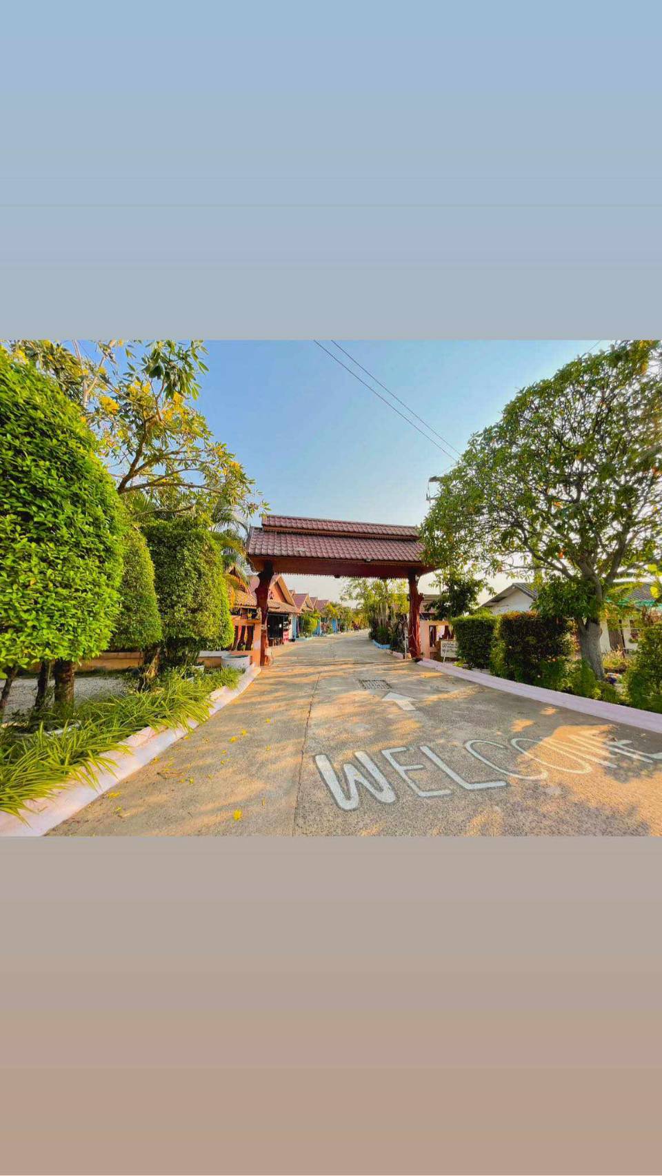 ขายรีสอร์ทด่วน ปันรัก เรือนไม้ 14 หลัง จังหวัดร้อยเอ็ด (เจ้าของขายเอง)