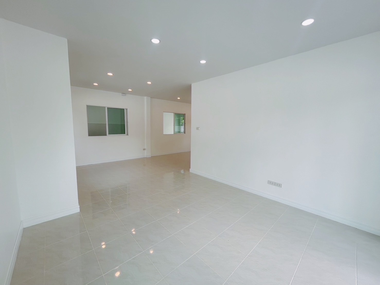 ขายบ้านเดี่ยว 2 ชั้น ทำเลดี หมู่บ้านบางกอกการ์เด้นท์ ถ.กาญจนาภิเษก - บางกรวย จังหวัดนนทบุรี