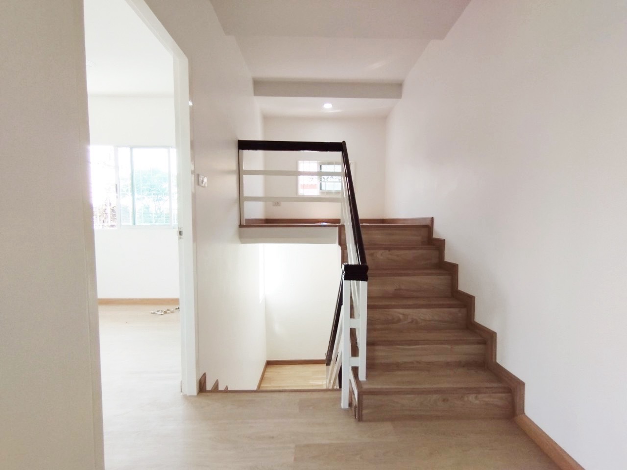 ขายบ้านเดี่ยว 2 ชั้น ทำเลดี หมู่บ้านบางกอกการ์เด้นท์ ถ.กาญจนาภิเษก - บางกรวย จังหวัดนนทบุรี