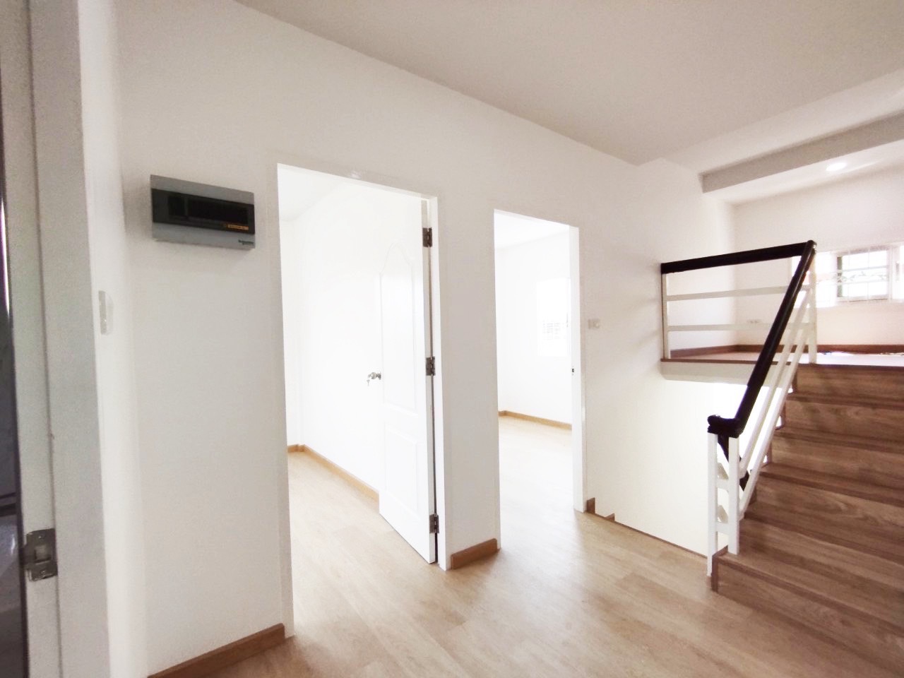 ขายบ้านเดี่ยว 2 ชั้น ทำเลดี หมู่บ้านบางกอกการ์เด้นท์ ถ.กาญจนาภิเษก - บางกรวย จังหวัดนนทบุรี