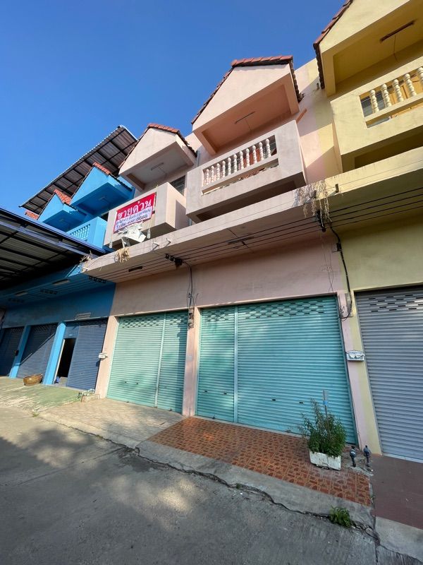 ขายทาวน์โฮม 2 คูหาติดกัน ทำเลดี หมู่บ้านราชพฤกษ์ ตำบลคานหาม อำเภอบางปะอิน จังหวัดพระนครศรีอยุธยา (เจ้าของขายเอง)